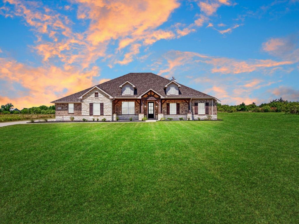 6276 Pyrenean Oak Court