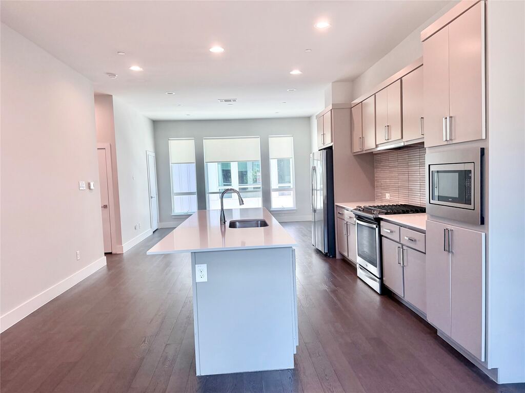 1771 Mccoy Street 205, Dallas, TX 75204 — photo 1