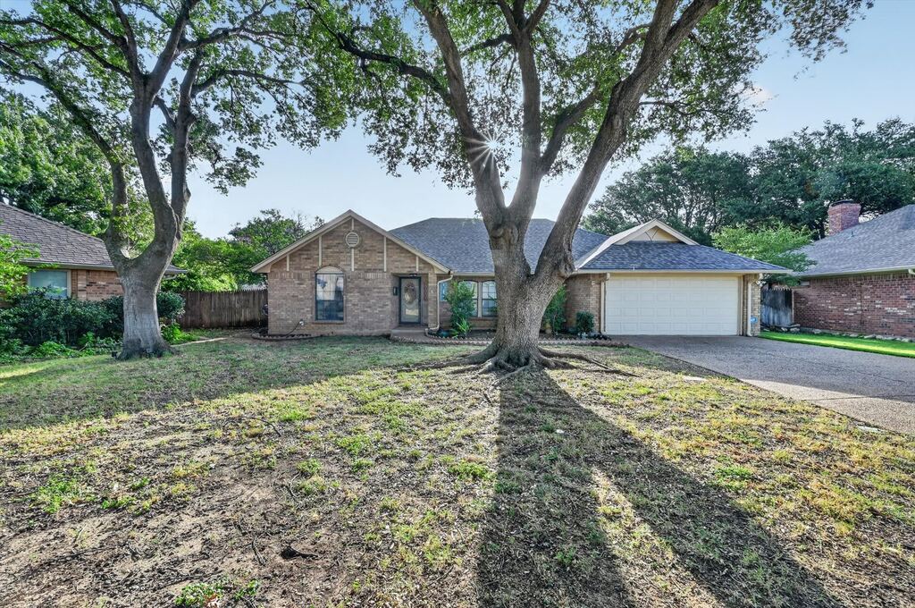 7005 Volley Court, Fort Worth, TX 76133 — photo 1