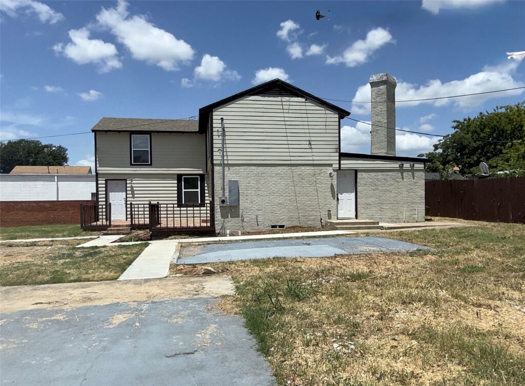 7629 Military Parkway, Dallas, TX 75227 — photo 1