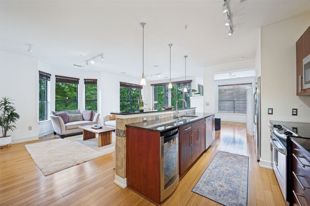 4333 Gilbert Avenue 219, Dallas, TX 75219 — photo 1