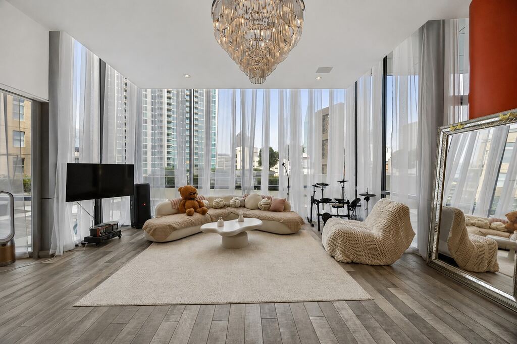 2200 Victory Avenue 502, Dallas, TX 75219 — photo 1