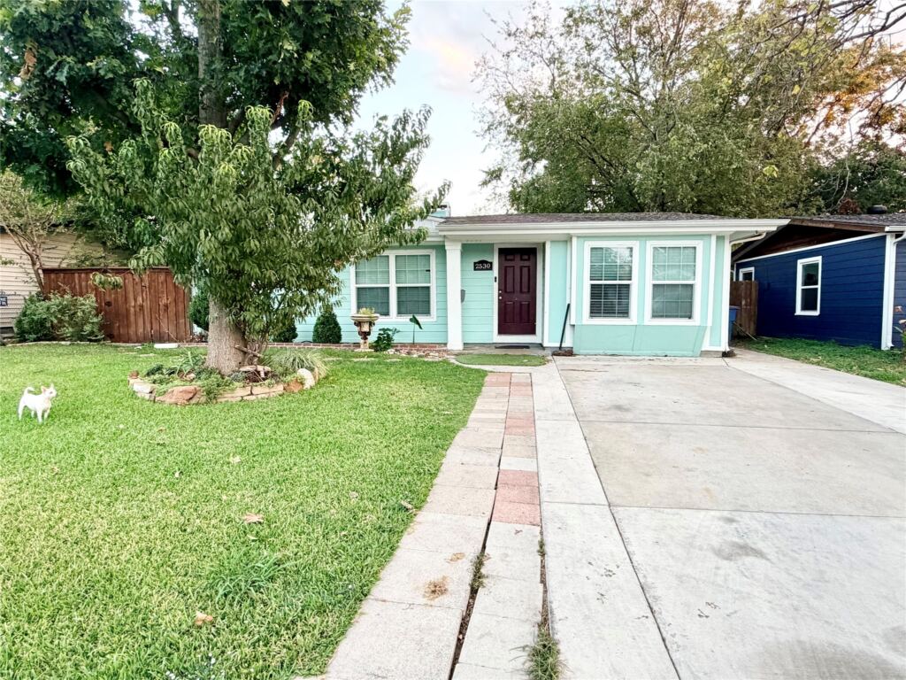 2530 Bluffton Drive