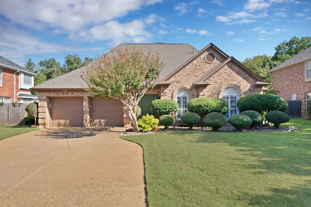 4320 Lauren Way