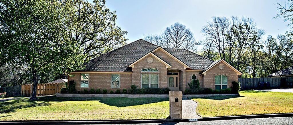 1111 Lonnie Drive, Athens, TX 75751 — photo 1