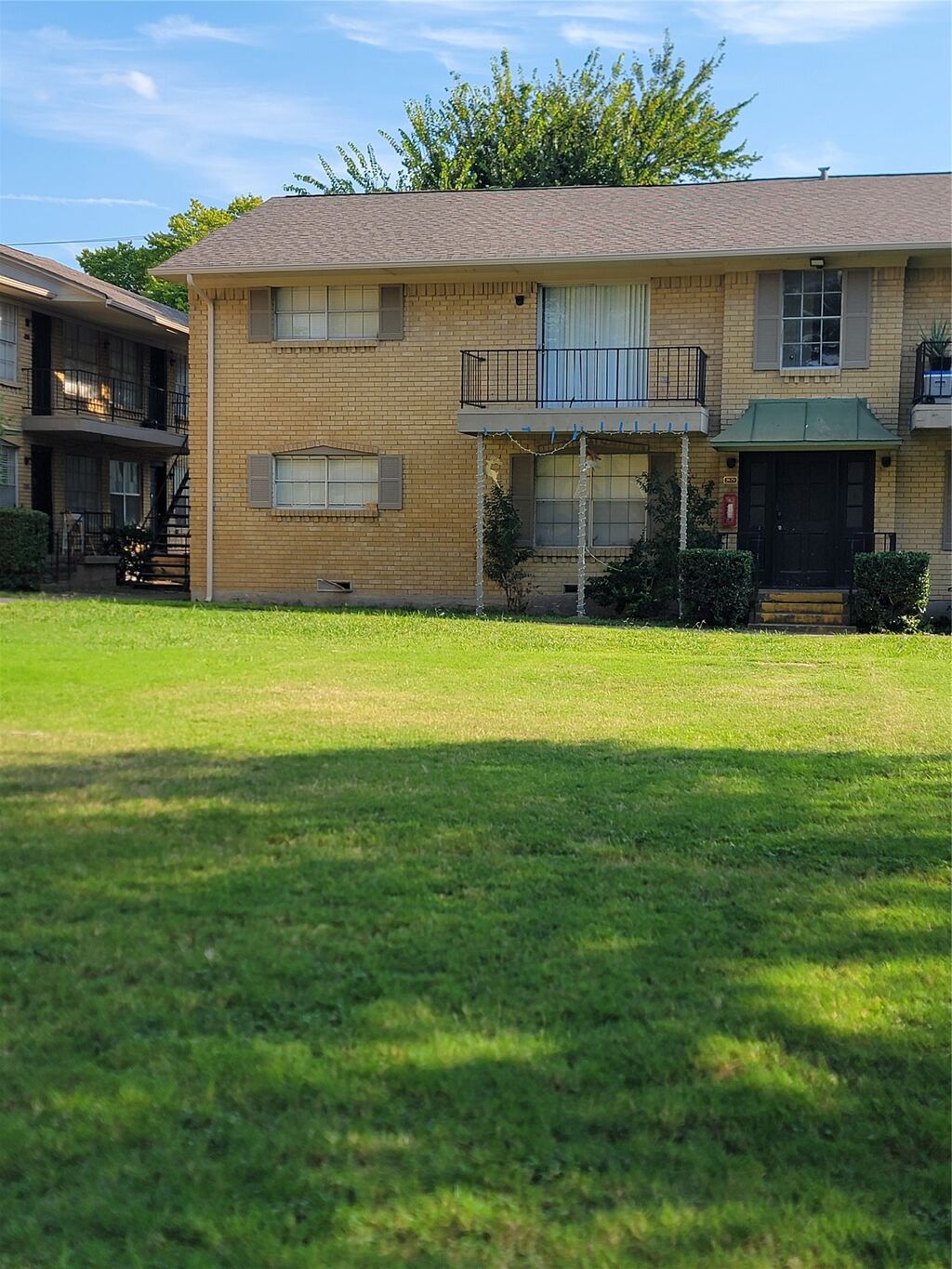 3520 Parkridge Drive 114, Dallas, TX 75234 — photo 1