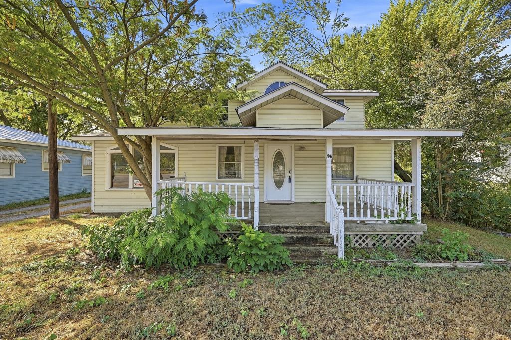 207 E Fm 120, Pottsboro, TX 75076 — photo 1