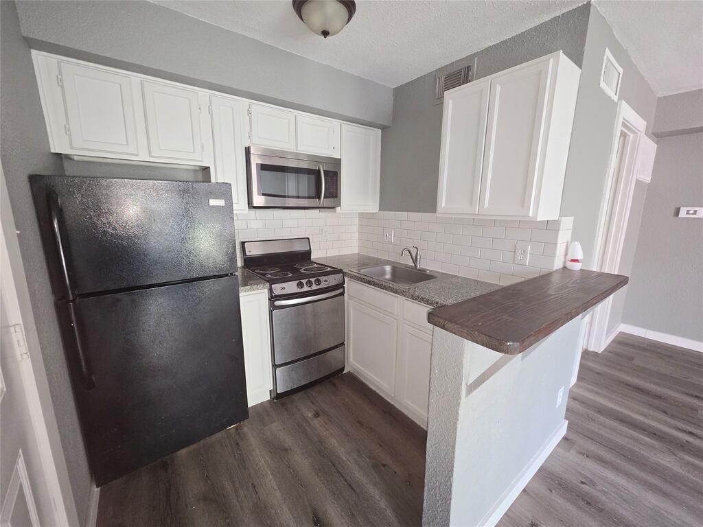 9801 Walnut Street 307, Dallas, TX 75243 — photo 1
