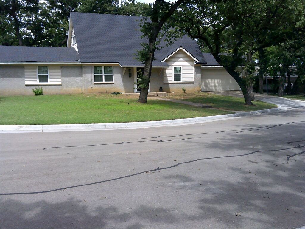 4509 Burke Road, Fort Worth, TX 76119 — photo 1