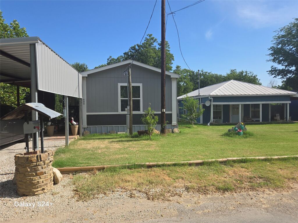 121 Peach, Graford, TX 76449 — photo 1