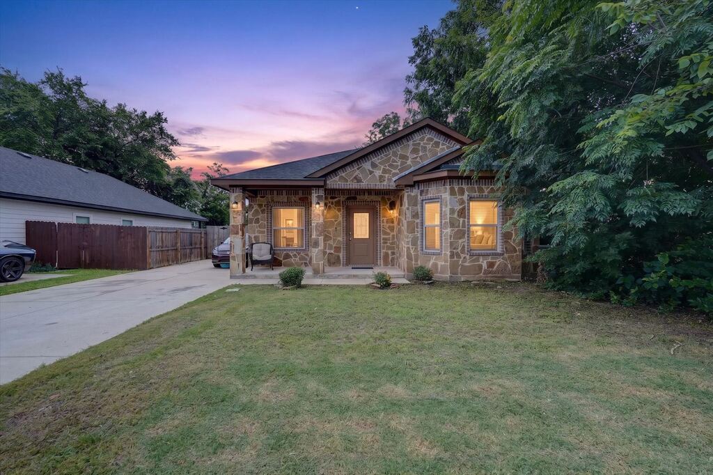 4552 Corregidor Street, Dallas, TX 75216 — photo 1