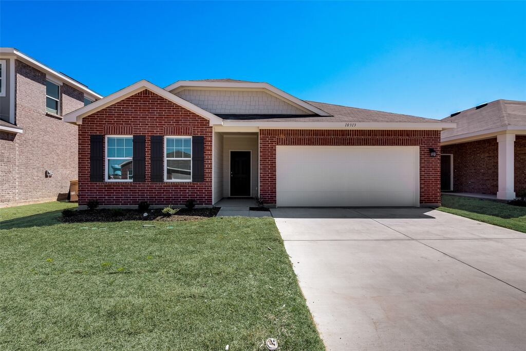 10313 Jameson Lane, Fort Worth, TX 76036 — photo 1