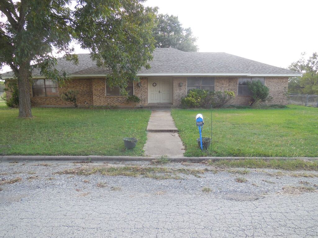 1220 Meadowbrook Street, Ranger, TX 76470 — photo 1
