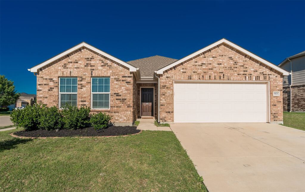 9101 Lookout Point, Fort Worth, TX 76179 — photo 1