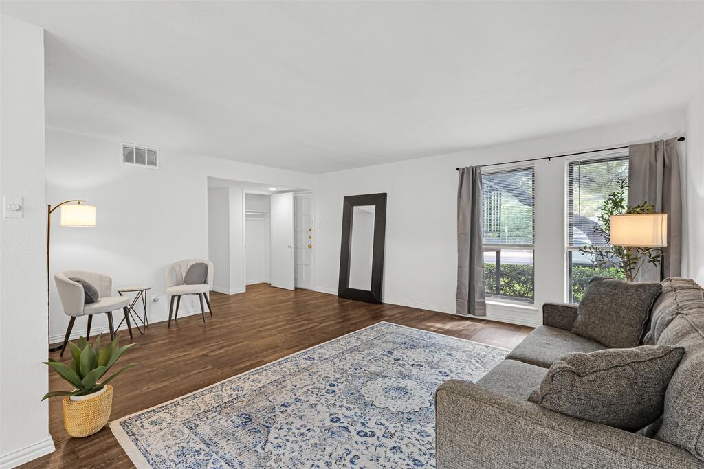 4933 Skillman Street 147, Dallas, TX 75206 — photo 1