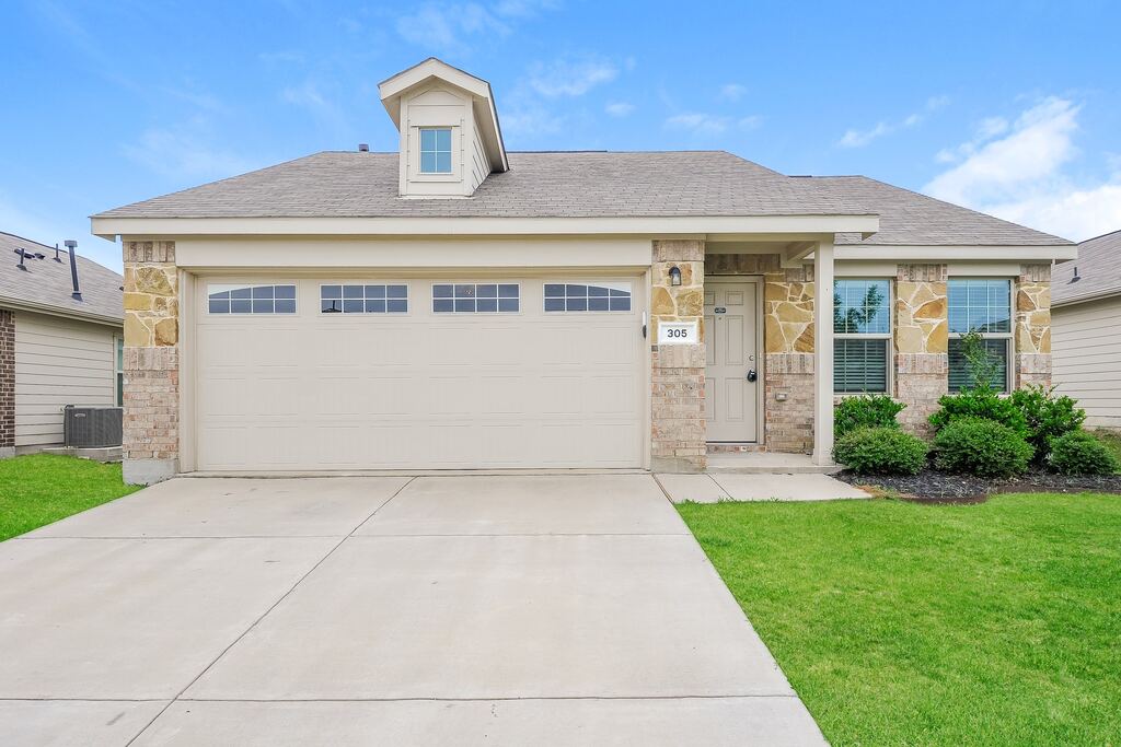 305 Anvil Drive, Fort Worth, TX 76052 — photo 1