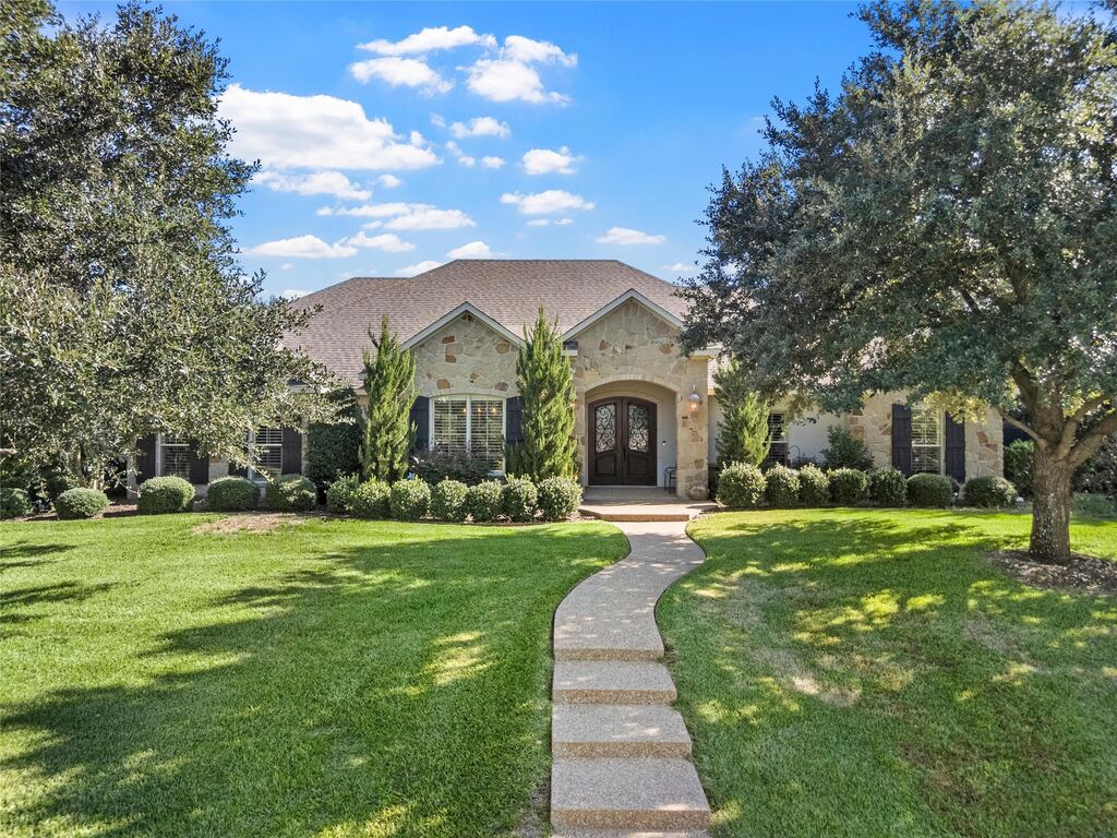 7020 Flagstone Circle, McGregor, TX 76657 — photo 1