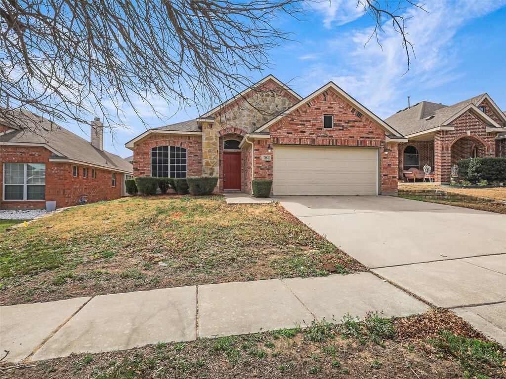 704 Darlington Trail, Fort Worth, TX 76131 — photo 1