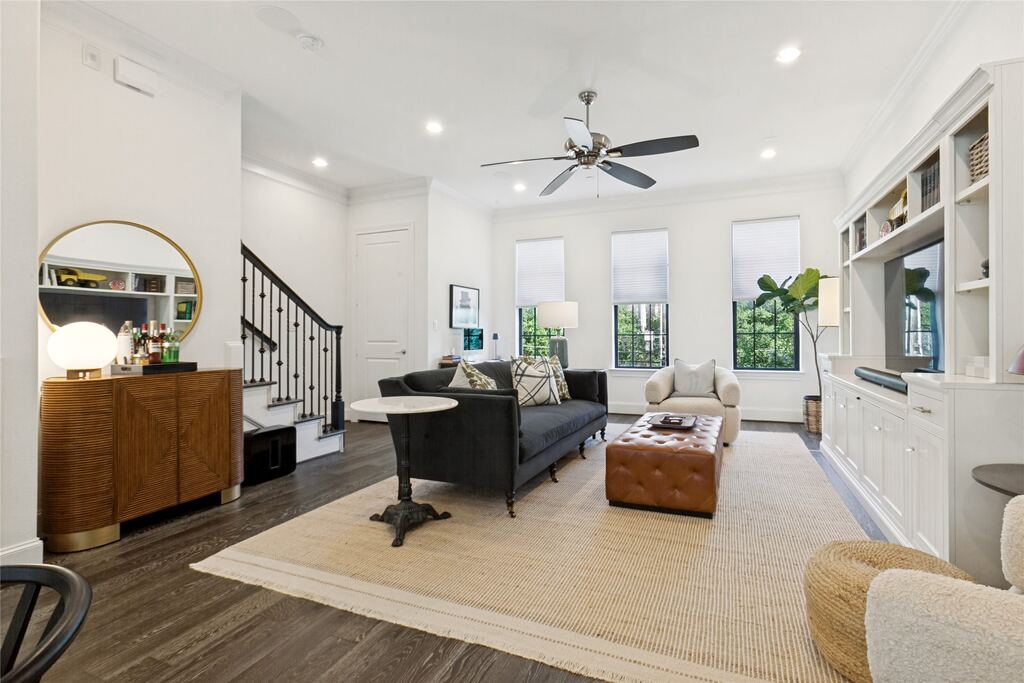 7333 Valley View Lane 604, Dallas, TX 75240 — photo 1