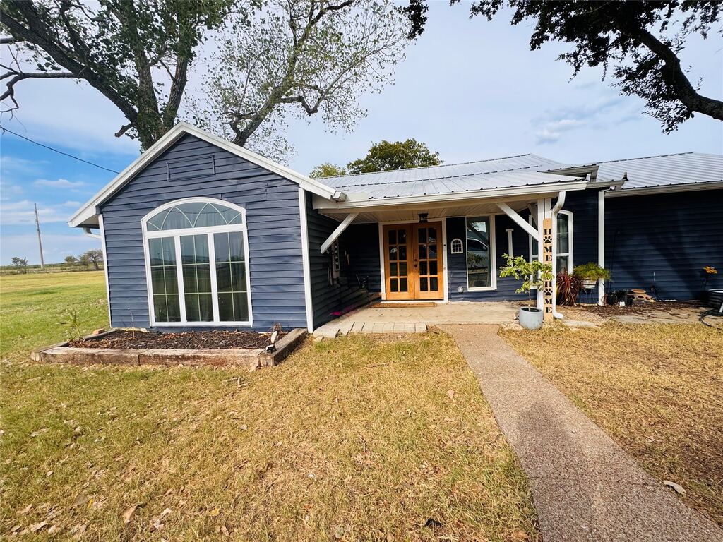 218 Hcr 1240, Whitney, TX 76692 — photo 1