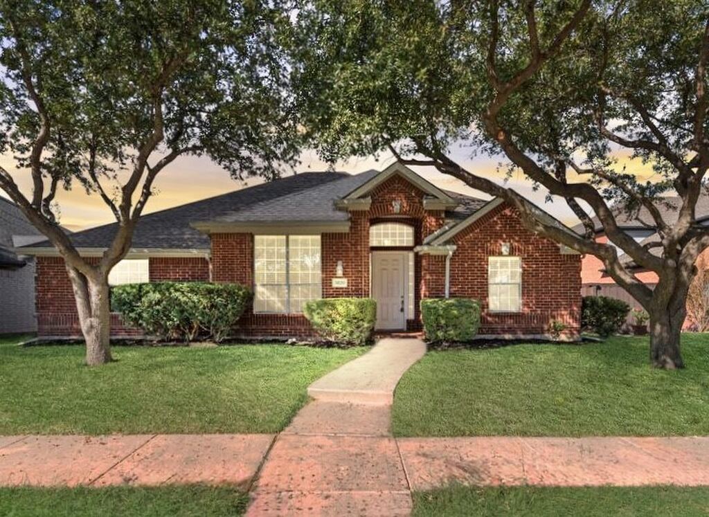 5820 Chatham Lane