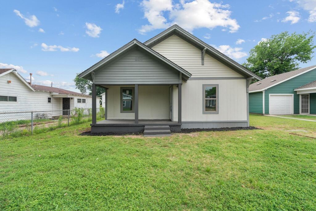 1404 E Baltimore Avenue, Fort Worth, TX 76104 — photo 1