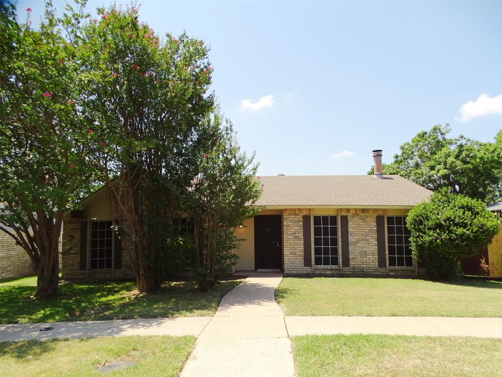 7220 Emory Oak Lane, Dallas, TX 75249 — photo 1