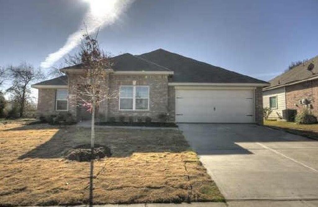 472 Northbrook Avenue, Oak Point, TX 75068 — photo 1