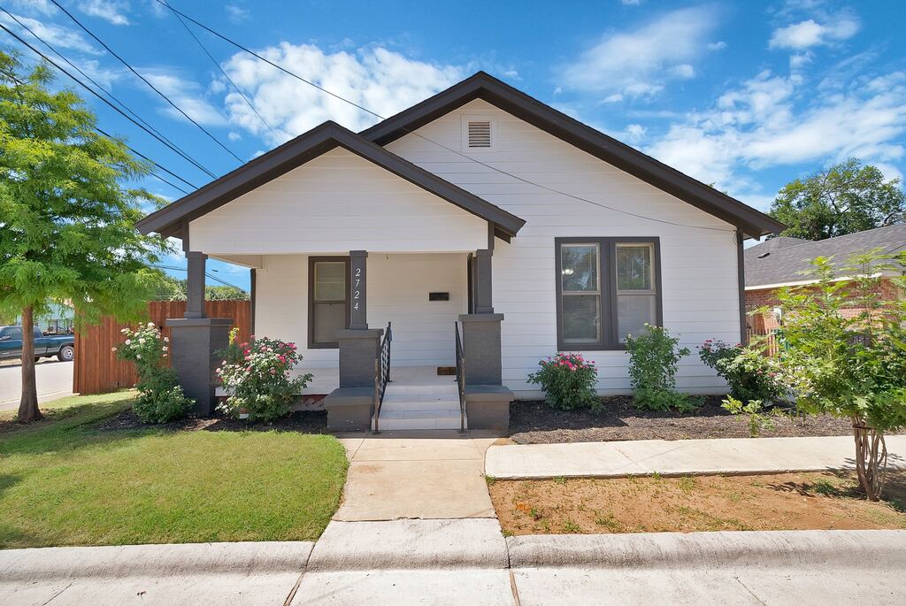 2724 E 12th Street, Fort Worth, TX 76111 — photo 1
