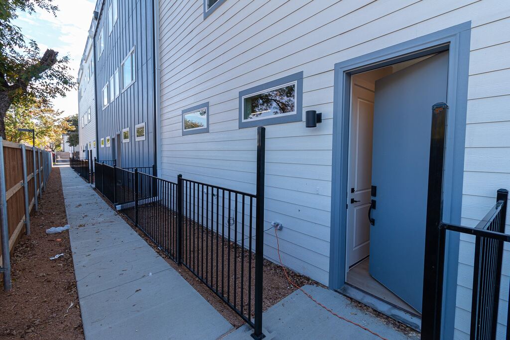1626 Andrade Place, Dallas, TX 75204 — photo 1