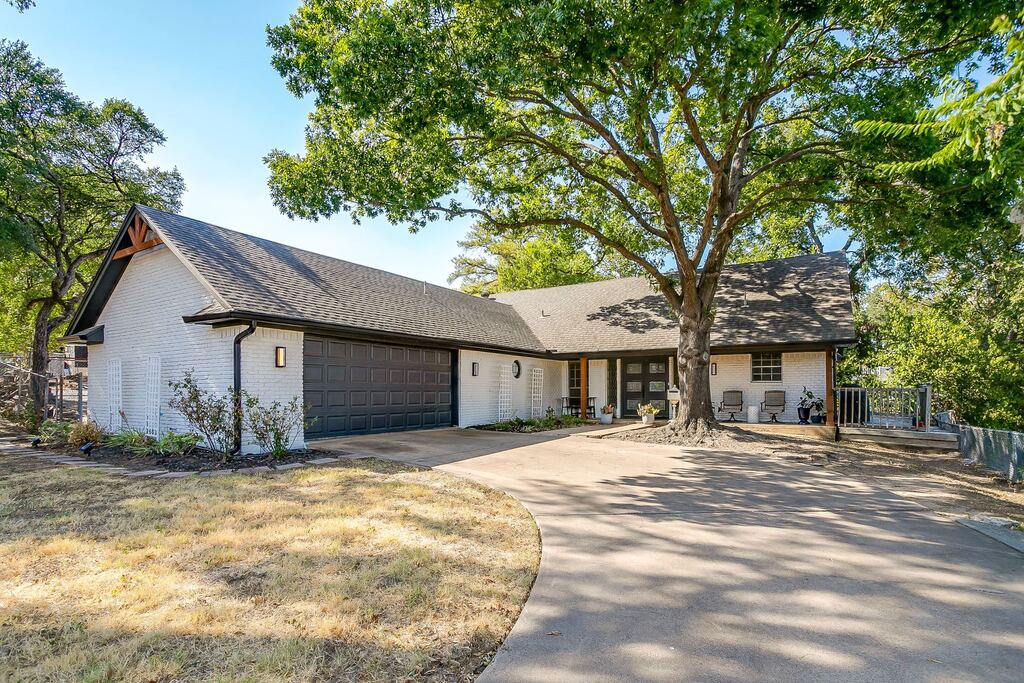 5315 Meadowbrook Drive, Fort Worth, TX 76112 — photo 1