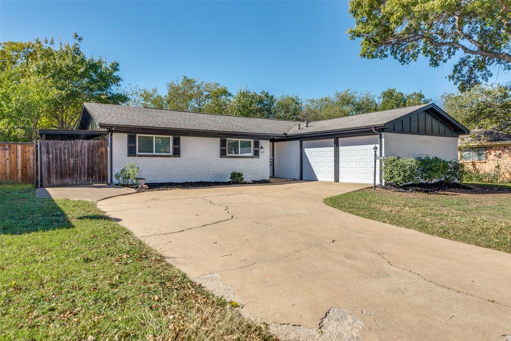 7012 Trimble Drive, Fort Worth, TX 76134 — photo 1