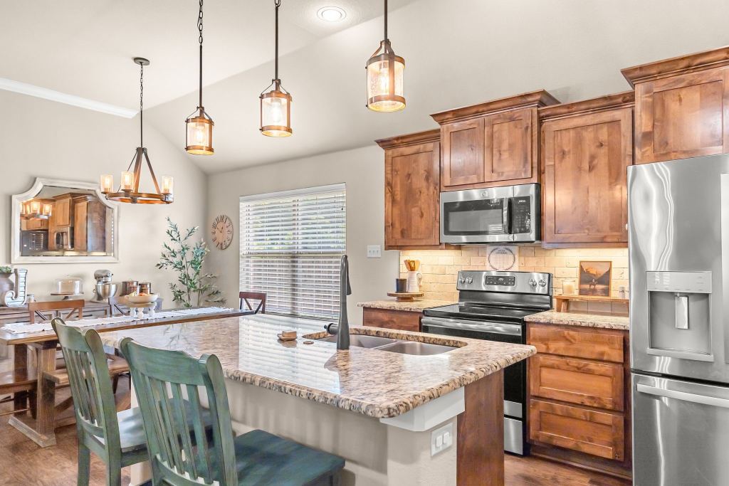 409 Mesa Drive, Lone Oak, TX 75453 — photo 1