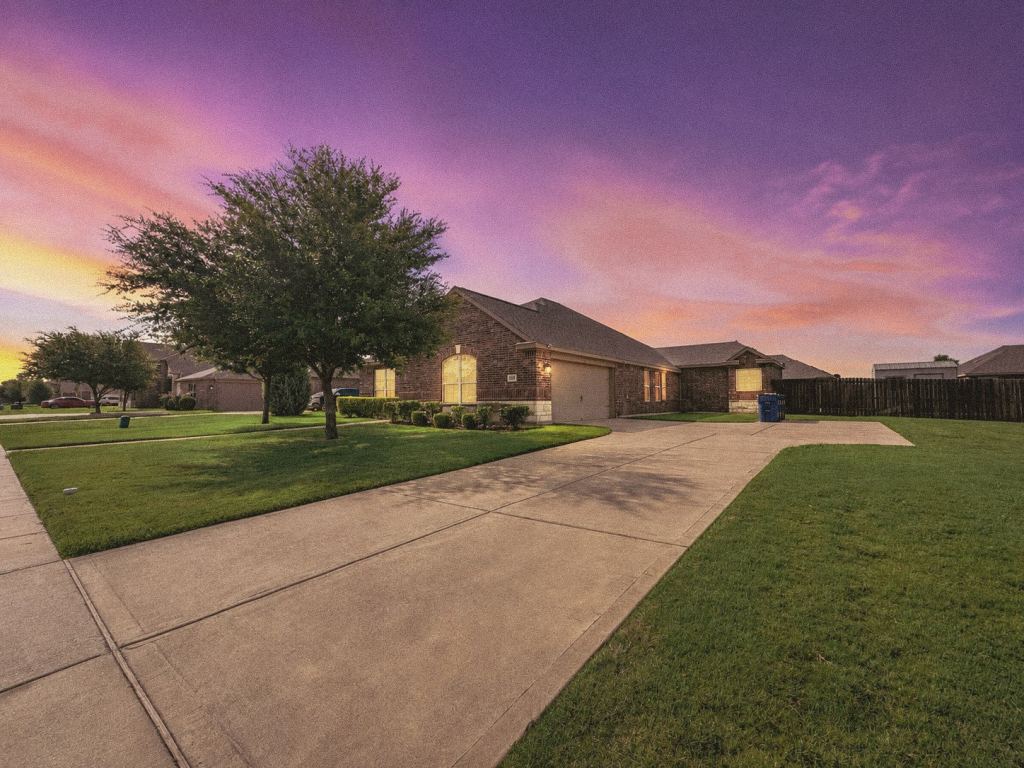 610 Milas Lane, Glenn Heights, TX 75154 — photo 1