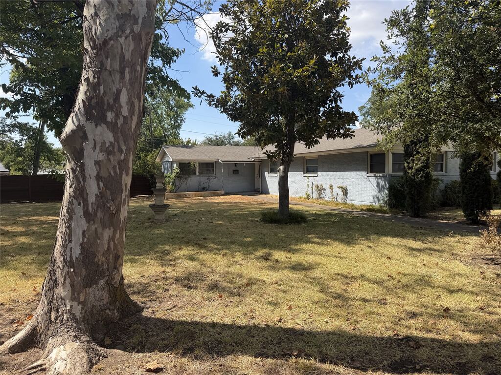 10149 Marsh Lane, Dallas, TX 75229 — photo 1
