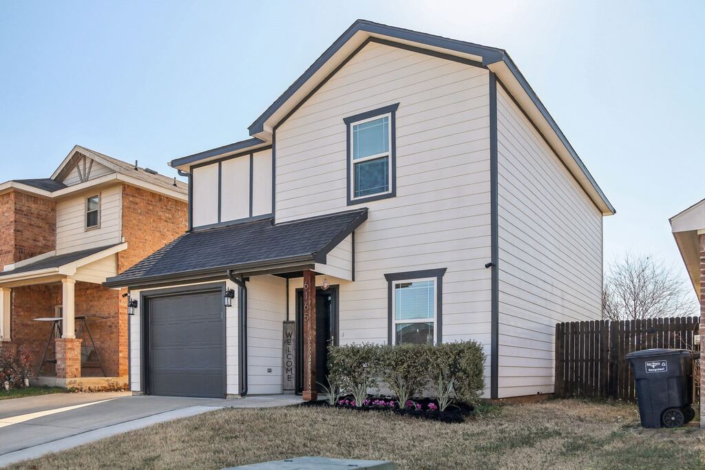 6165 River Pointe Drive, Fort Worth, TX 76114 — photo 1