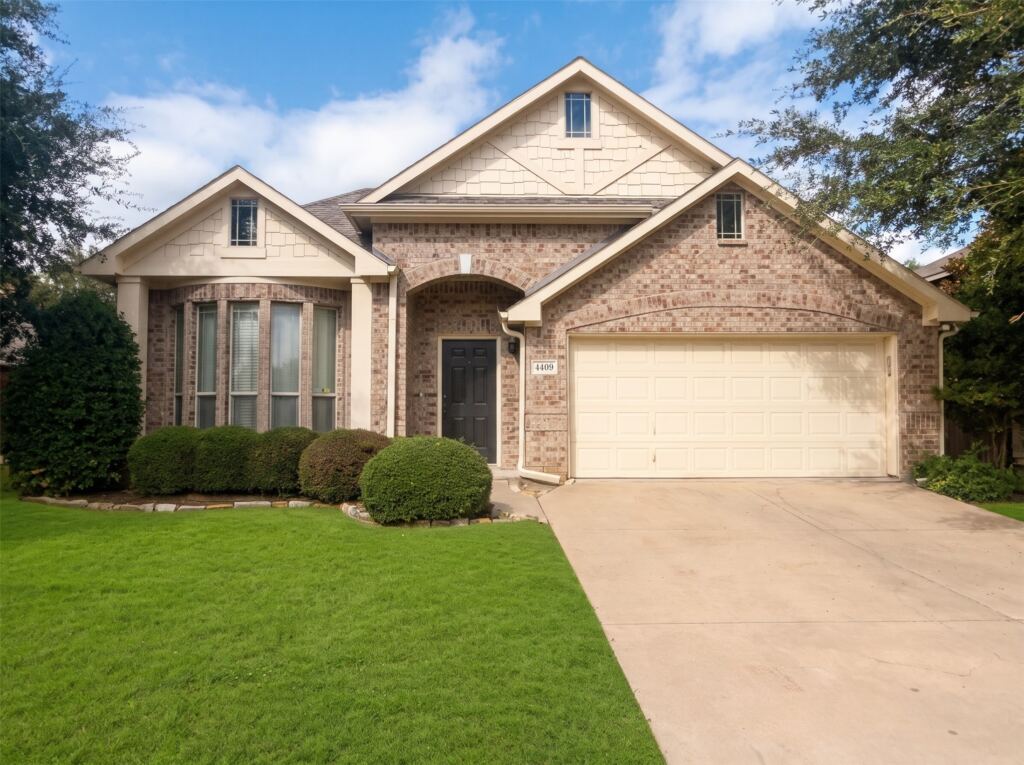 4409 Fox Meadows Lane