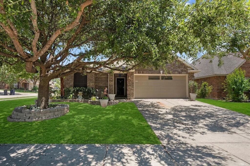 10032 Chrysalis Drive, Fort Worth, TX 76131 — photo 1