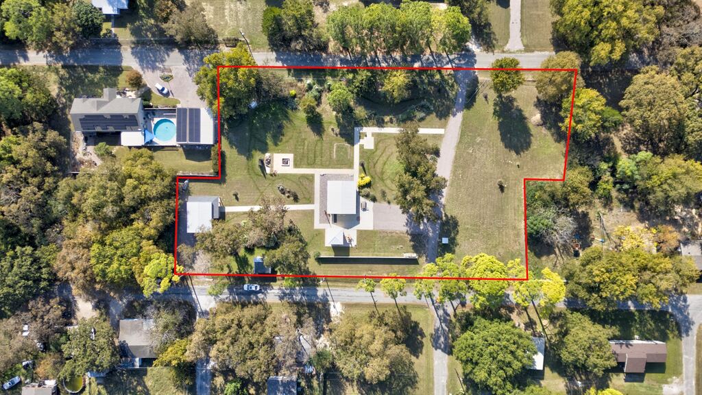 227 Newcastle Drive, Gordonville, TX 76245 — photo 1