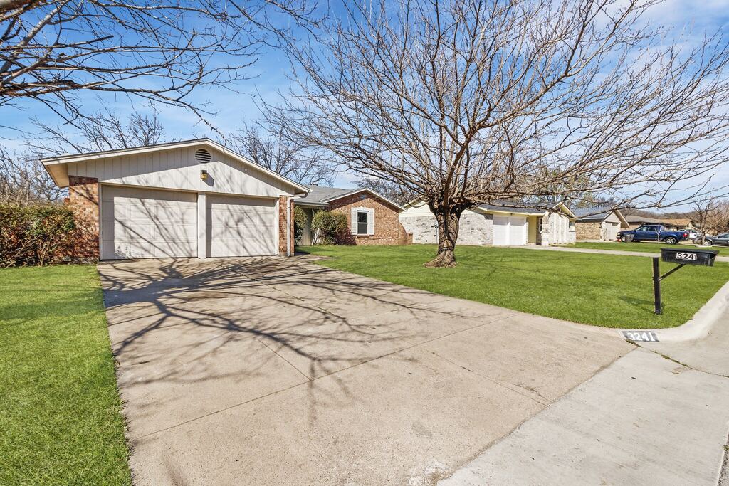 3241 Oak Timber Drive, Forest Hill, TX 76119 — photo 1