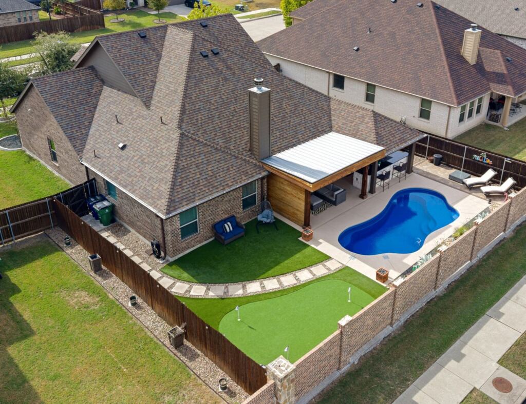 221 Lariat Trail