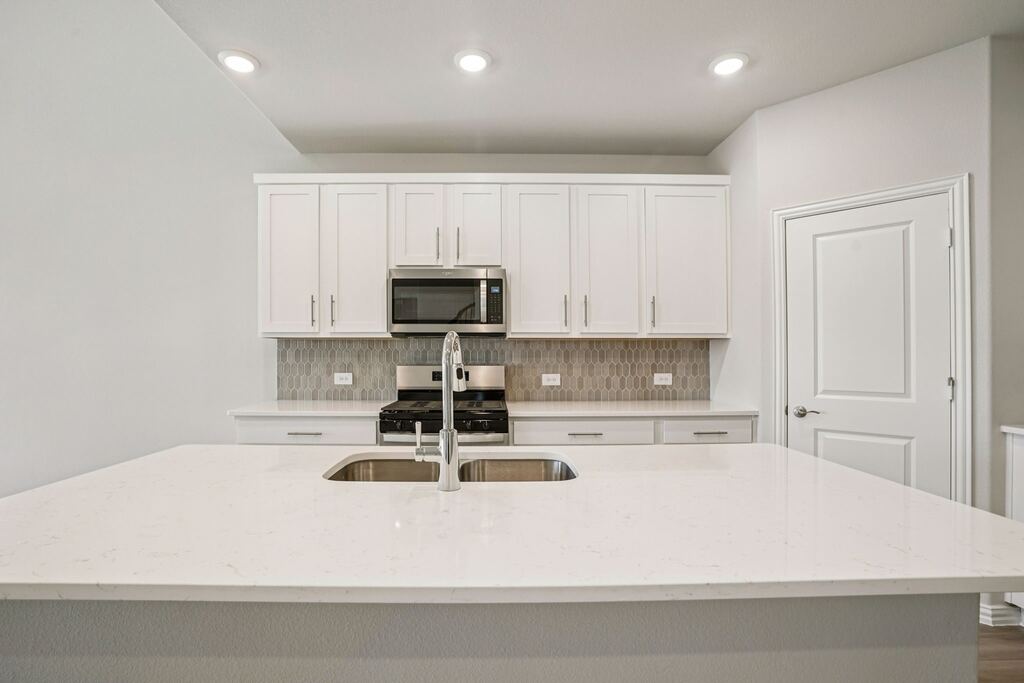 2105 Longchamp Lane, Seagoville, TX 75159 — photo 1