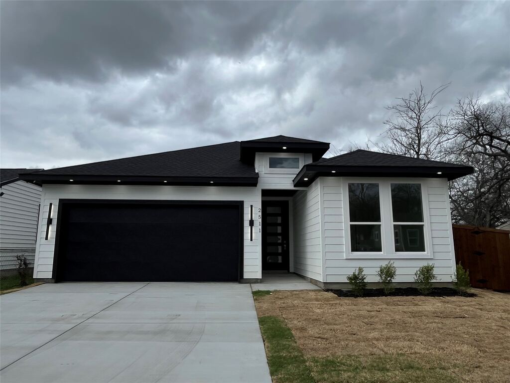 2511 Lea Crest Drive, Dallas, TX 75216 — photo 1