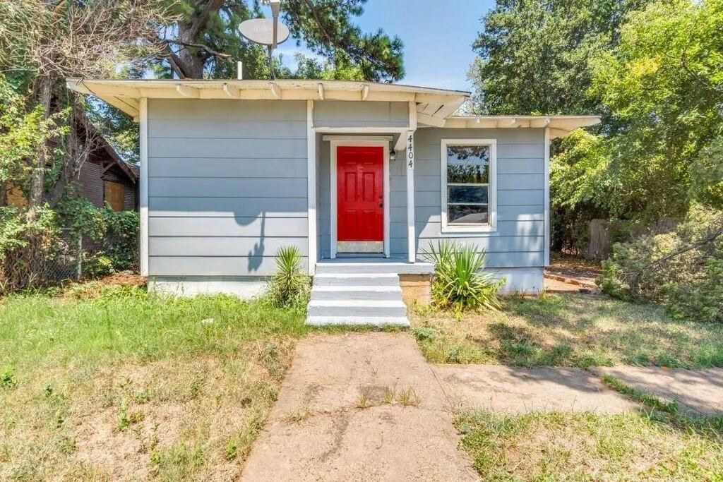 4404 Colonial Avenue, Dallas, TX 75215 — photo 1