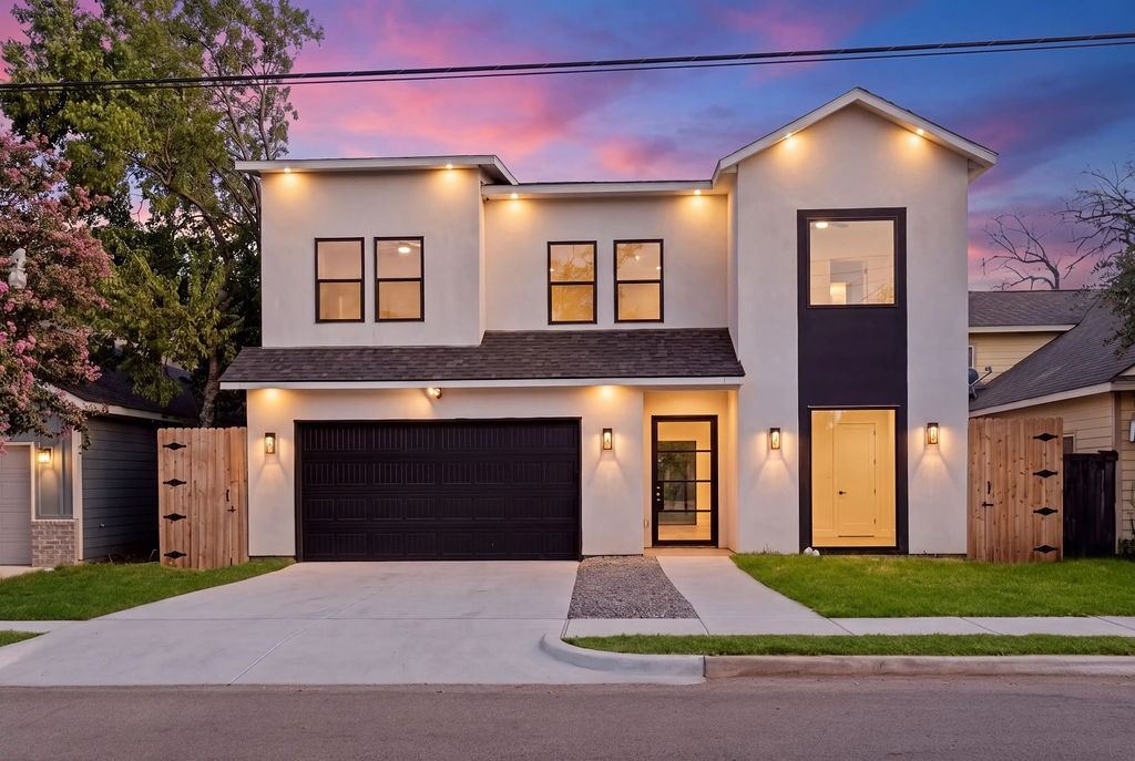 1727 Toronto Street, Dallas, TX 75212 — photo 1