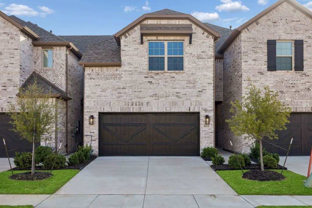 816 Heart Reef Road