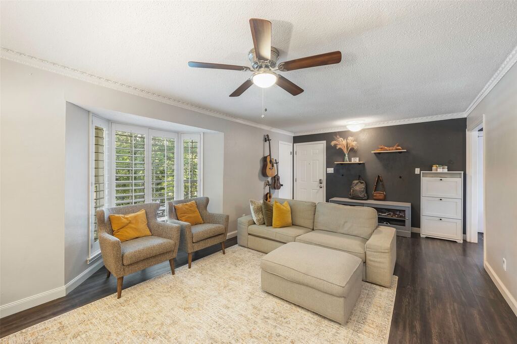 6007 Sandhurst Lane D, Dallas, TX 75206 — photo 1