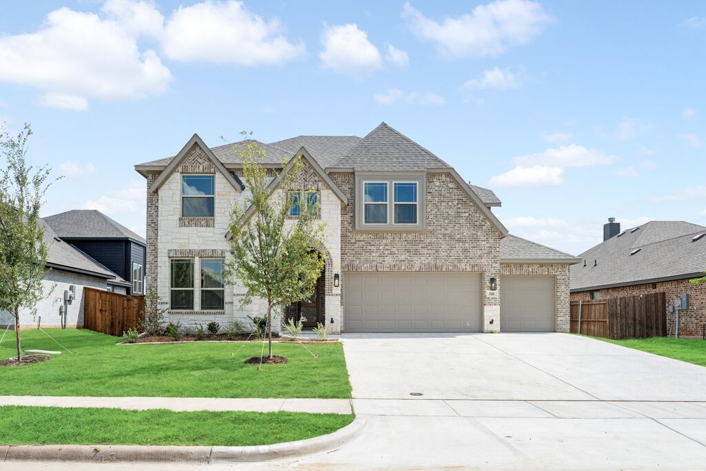116 Mockingbird Hill Drive, Joshua, TX 76058 — photo 1