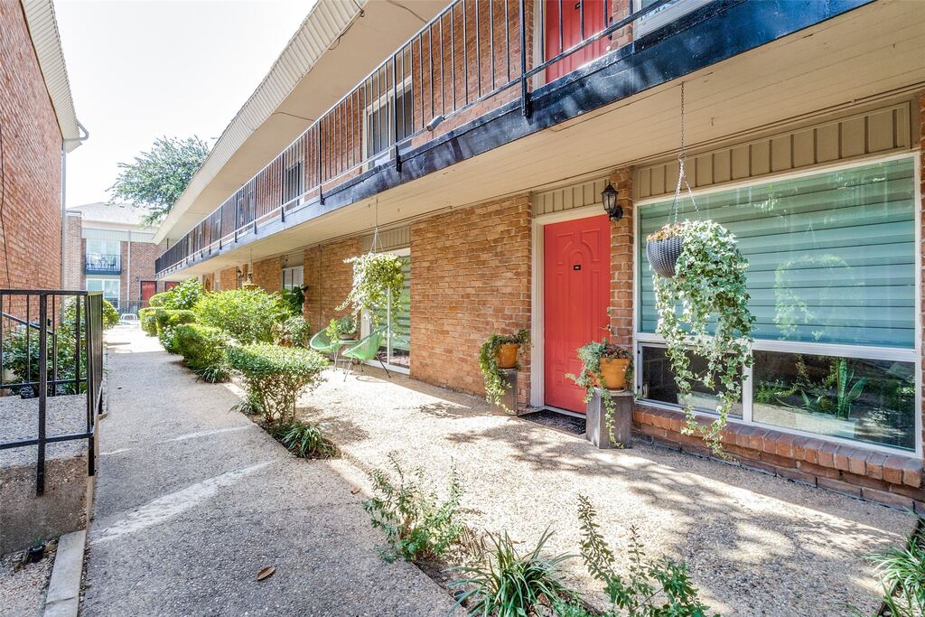 4340 Cedar Springs Road 109, Dallas, TX 75219 — photo 1