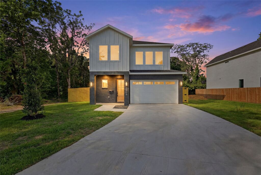 5806 Carlton Garrett Street, Dallas, TX 75215 — photo 1